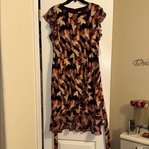 Shelby & Palmer Vibrant Abstract Midi Dress